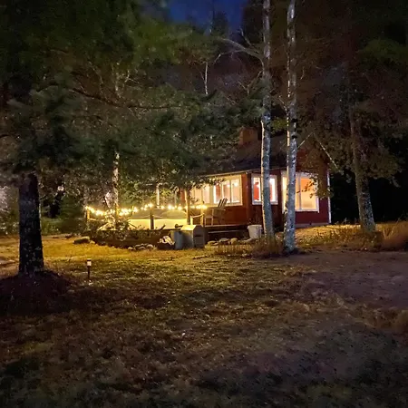 木屋 Cute Cottage With Sauna By The Sea