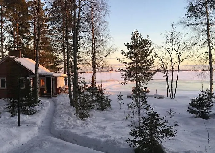 Chalet Metsaepirtti Merenrannalla