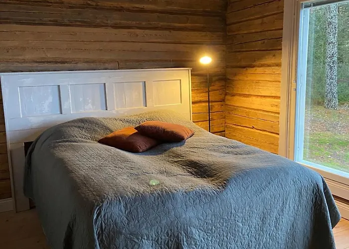 Metsaepirtti Merenrannalla * Oulu