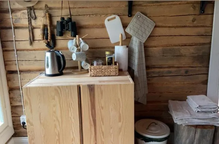 Chalet Metsaepirtti Merenrannalla