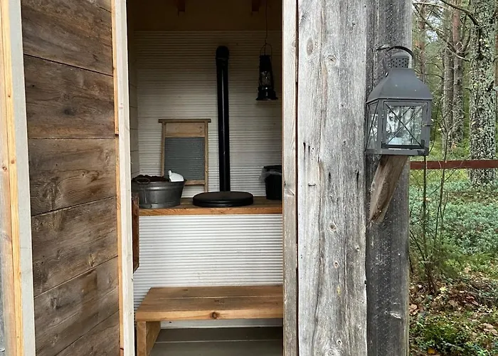 Cute Cottage With Sauna By The Sea 木屋 *