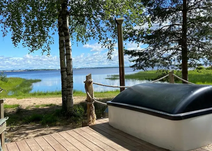 Metsaepirtti Merenrannalla * Oulu