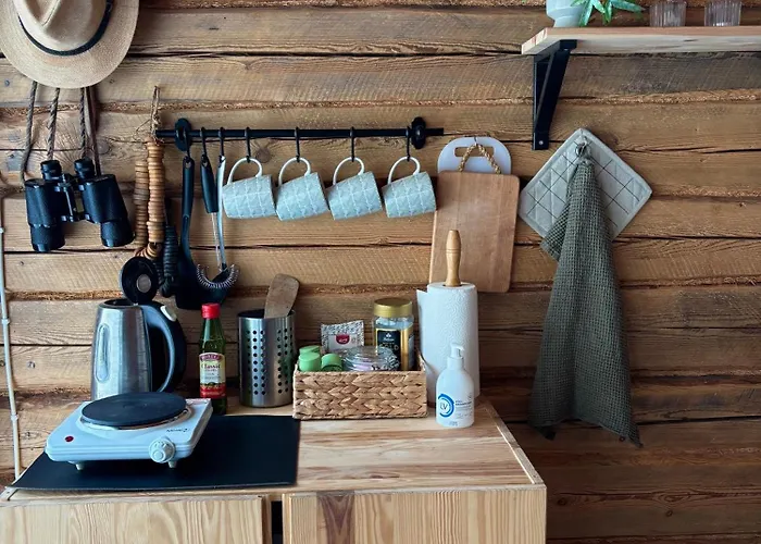 Metsaepirtti Merenrannalla *